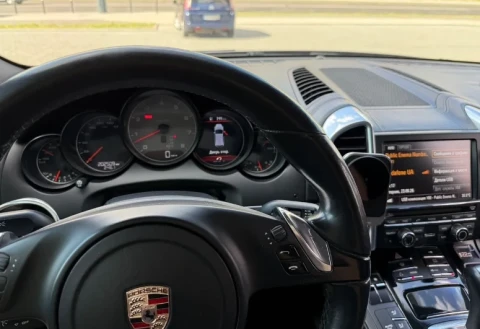 Porsche Cayenne 2010