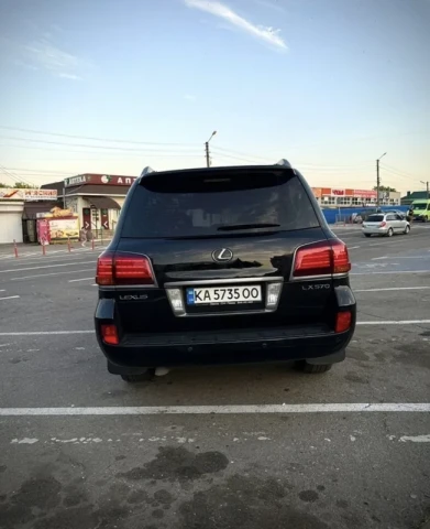 Lexus LX 2008