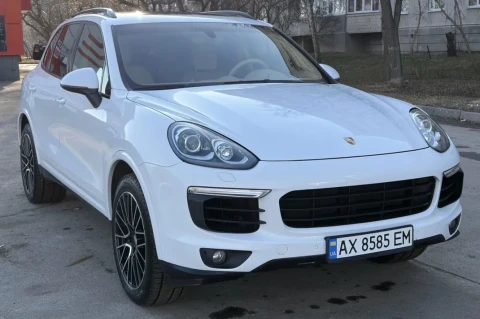 Porsche Cayenne 2015