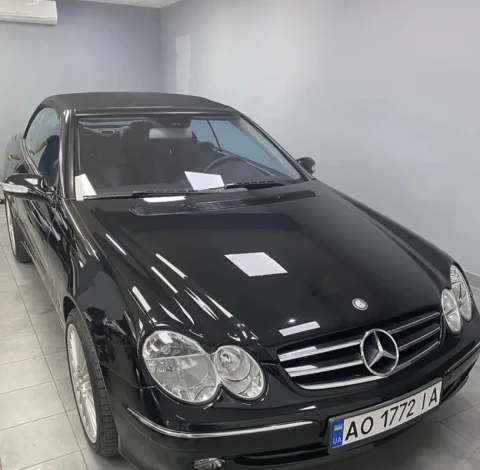 Mercedes-Benz CLK-Class 2004