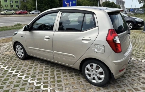 Hyundai i10 2012