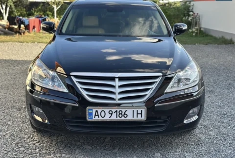 Hyundai Genesis 2008