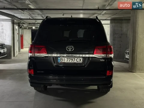 Toyota Land Cruiser 2019