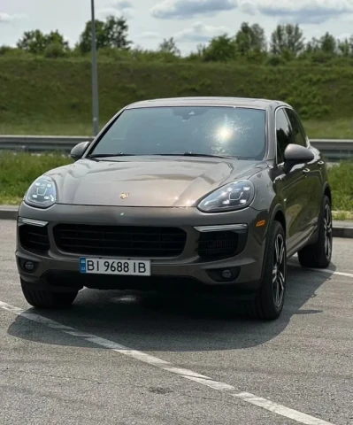 Porsche Cayenne 2015