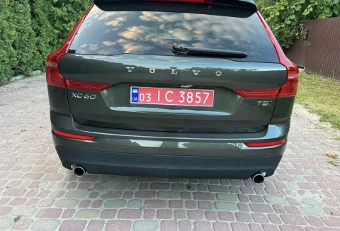 Volvo XC60 2021