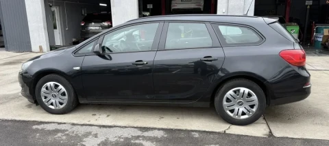 Opel Astra 2013