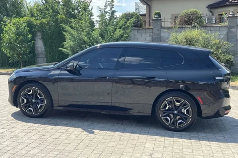 BMW iX 2022