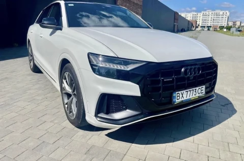 Audi Q8 2020