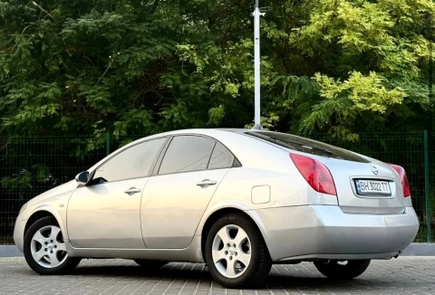 Nissan Primera 2003