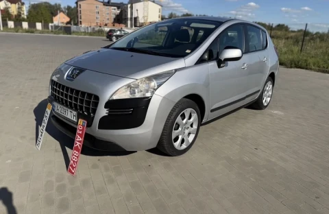 Peugeot 3008 2012