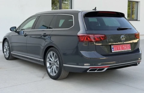 Volkswagen Passat 2021