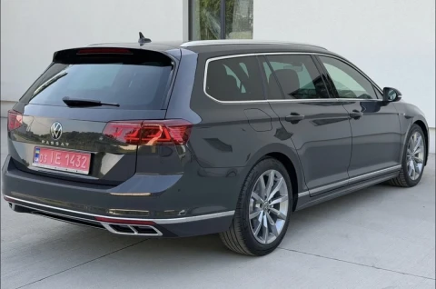 Volkswagen Passat 2021
