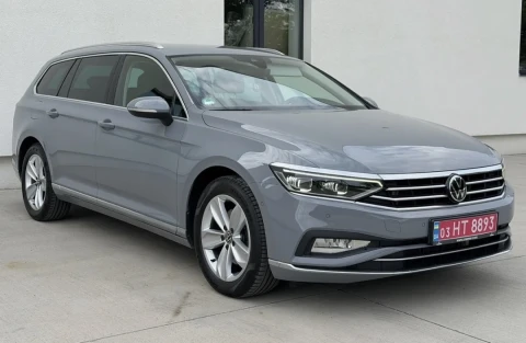Volkswagen Passat 2022