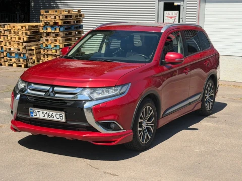 Mitsubishi Outlander 2016