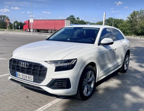 Audi Q8 2020