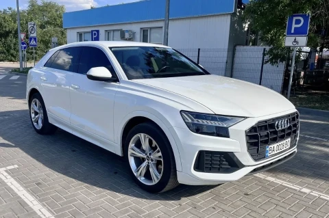 Audi Q8 2020