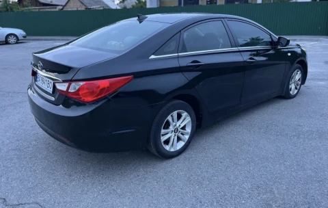 Hyundai Sonata 2012