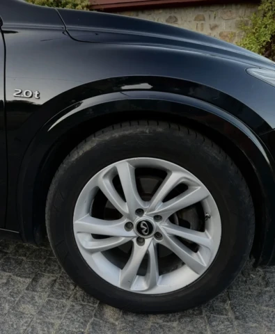 Infiniti QX30 2016