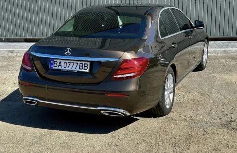 Mercedes-Benz E-Class 2016
