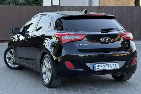 Hyundai Elantra 2014