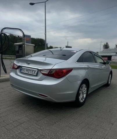 Hyundai Sonata 2013
