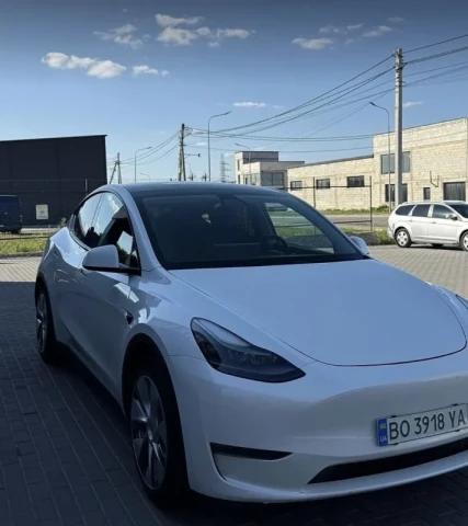 Tesla Model Y 2023 2023
