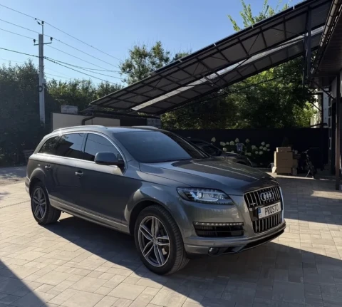 Audi Q7 2015