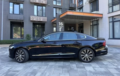 Volvo S90 2022