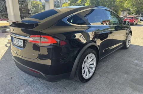 Tesla Model X 2017