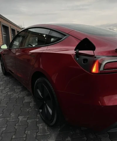 Tesla Model 3 2026