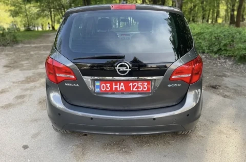 Opel Meriva 2011