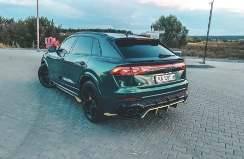 Audi RS Q8 2025