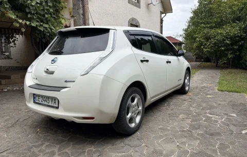 Nissan Leaf 2016