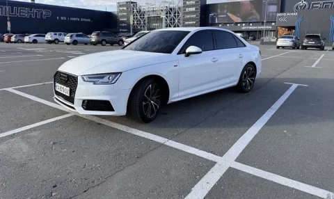 Audi A4 2018
