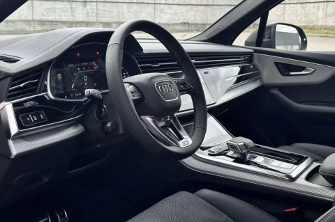 Audi Q7 2025