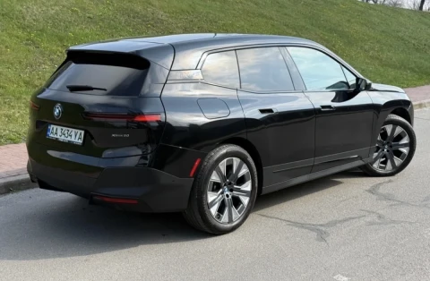 BMW iX 2023