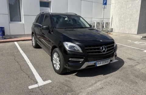 Mercedes-Benz M-Class 2013