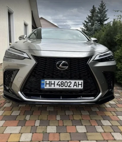 Lexus NX 2024