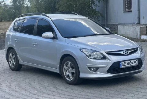 Hyundai i30 2011