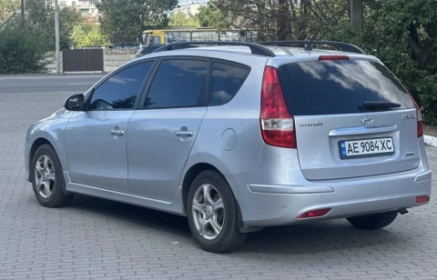 Hyundai i30 2011