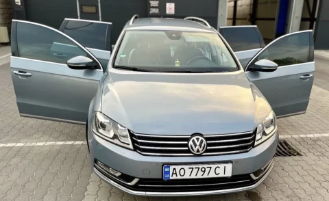Volkswagen Passat 2011