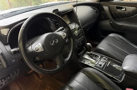 Infiniti QX70 2014