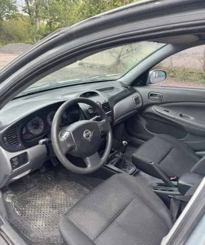 Nissan Almera 2008