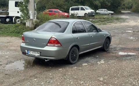 Nissan Almera 2008