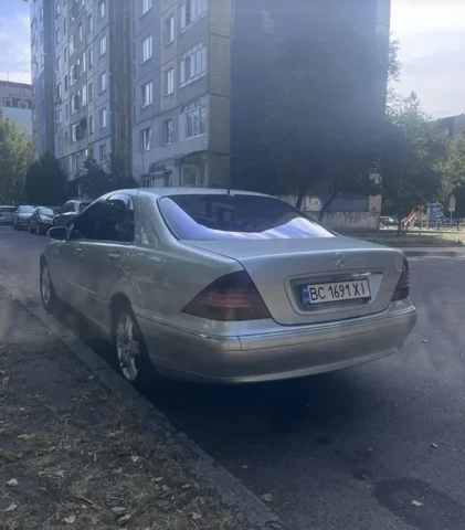 Mercedes-Benz S-Class 2002