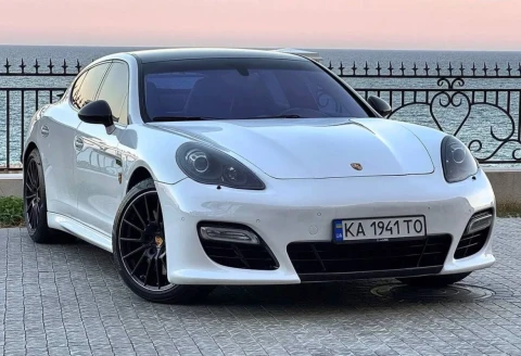 Porsche Panamera 2011