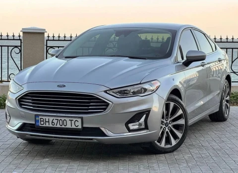 Ford Fusion 2020