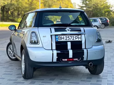 MINI Hatch 2010