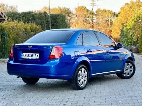 Chevrolet Lacetti 2011